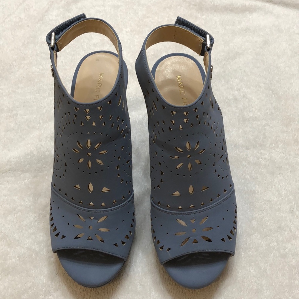 Marc fisher harlea open toe powder blue wedges
